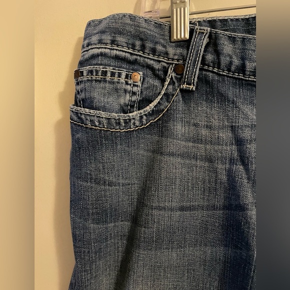 BKE Women’s Distressed Drew Bootcut Medium Wash Buckle Jeans Size 32 x 33 1/2 - Picture 5 of 15